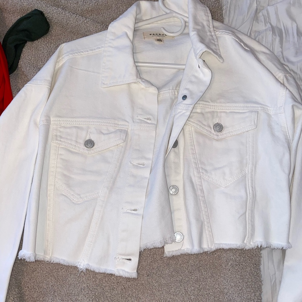 Cropped jean jacket